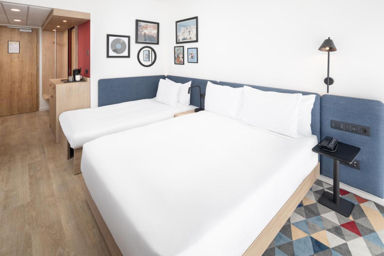 Hampton By Hilton Târgu-Mureş Exteriör bild