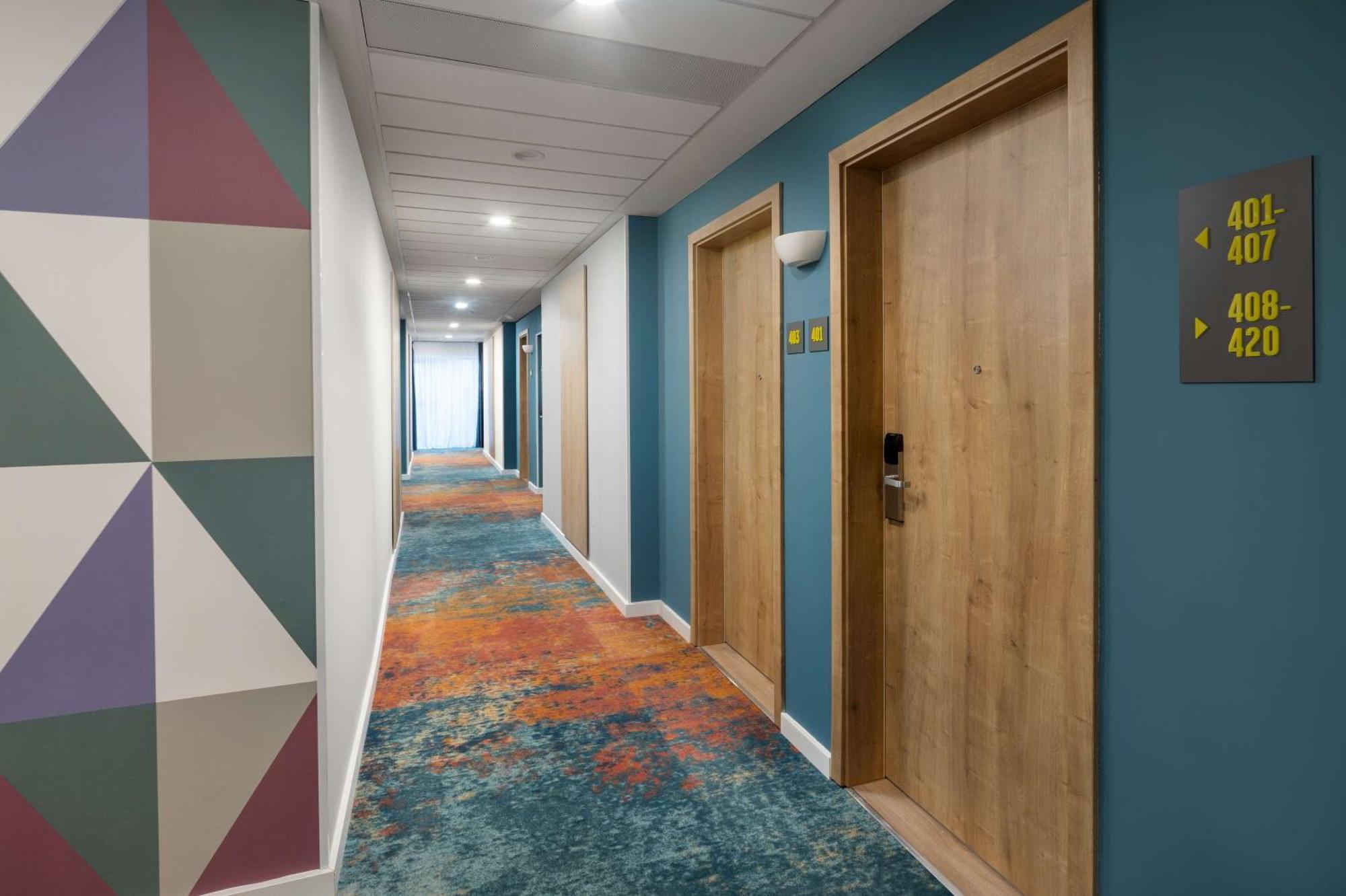 Hampton By Hilton Târgu-Mureş Exteriör bild
